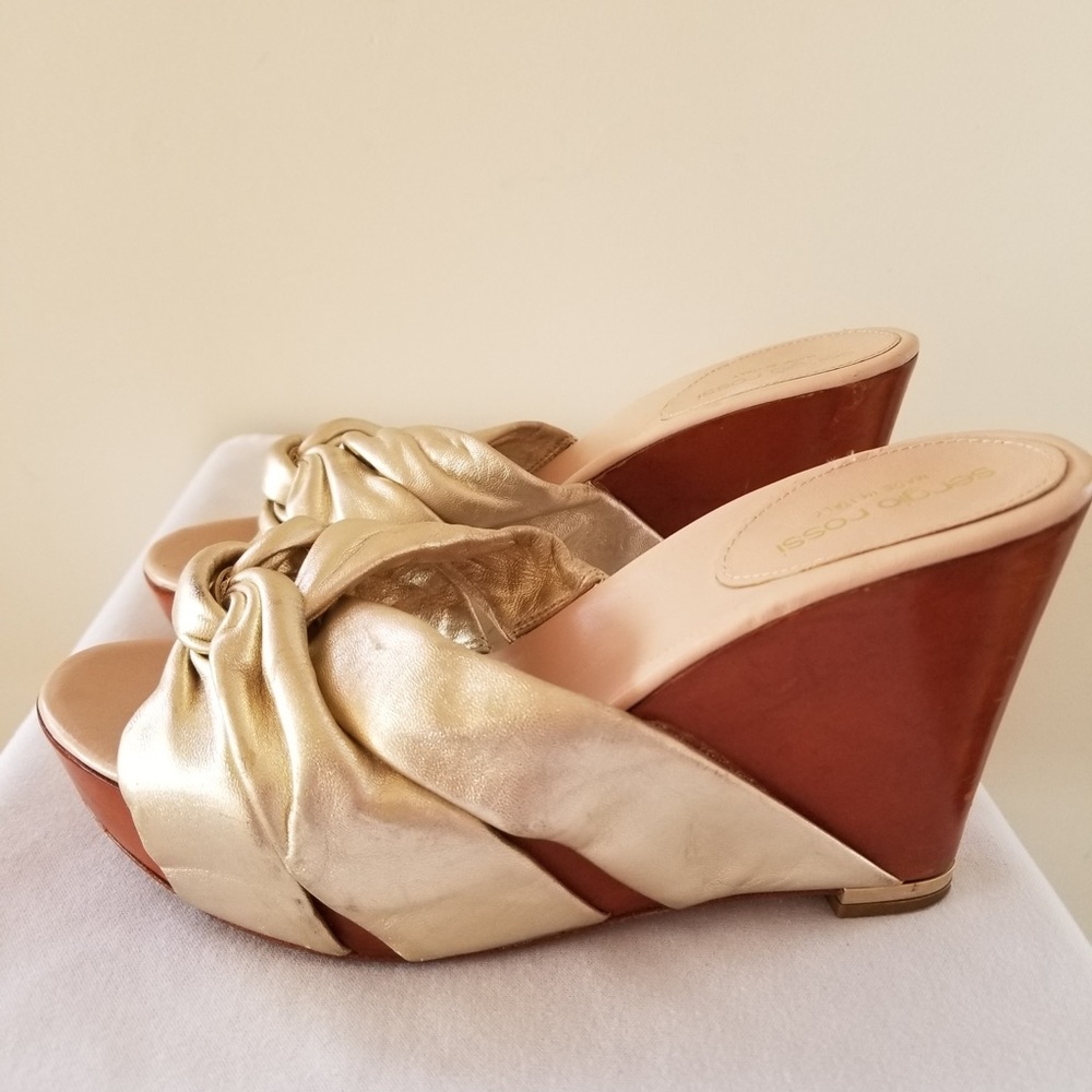 Sergio Rossi Gold Wedges
